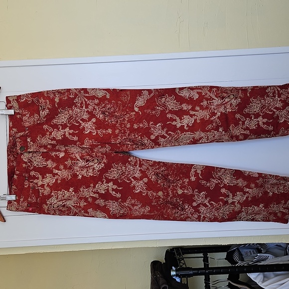 Ralph Lauren Red Floral Straight Leg Pants Size 6 - Picture 1 of 4